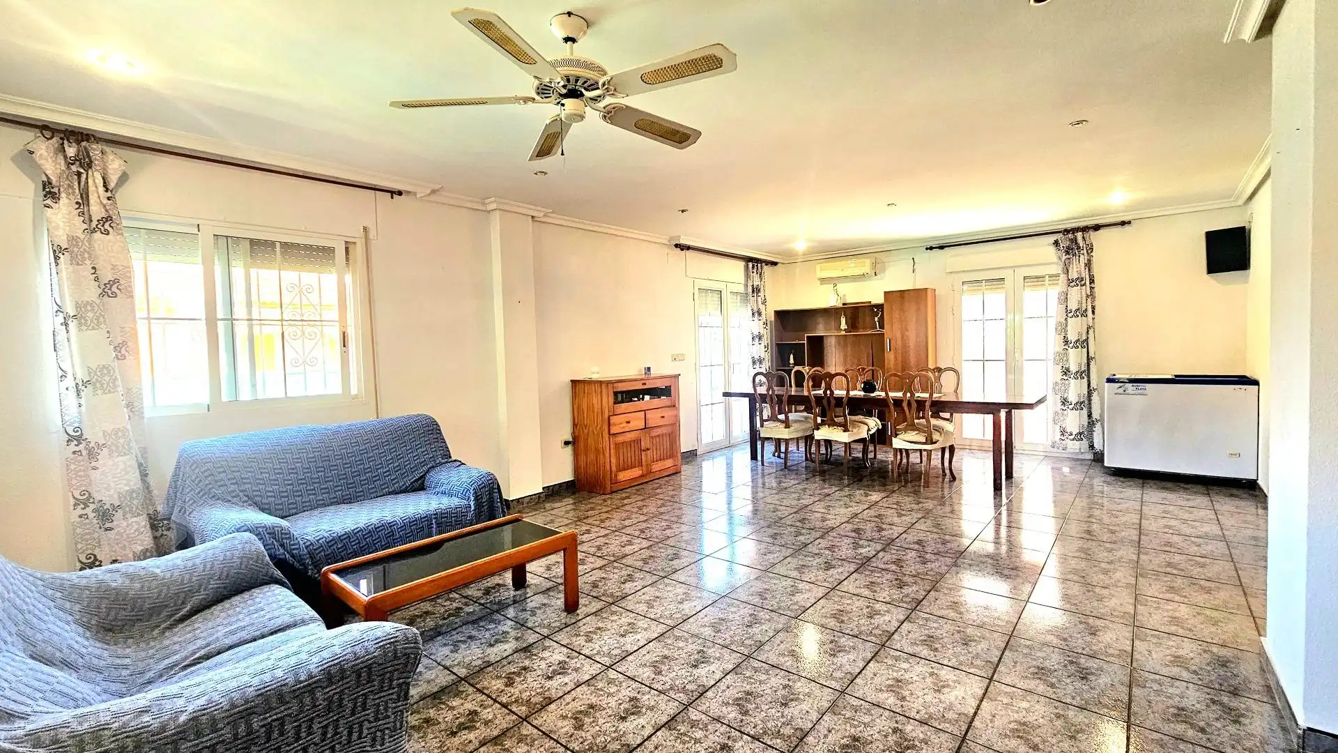 Sala de estar de Casa o chalet en venta en Cartagena con Aire acondicionado, Jardín privado y Piscina
