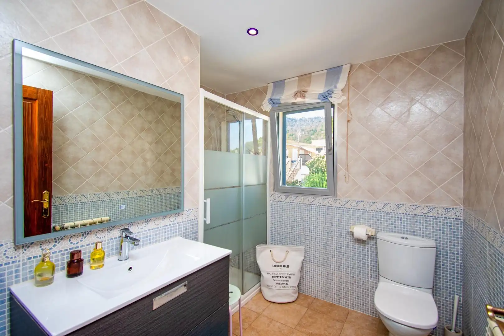Bathroom of Houses for sale in Calvià  with Air Conditioner, Heating and Private garden