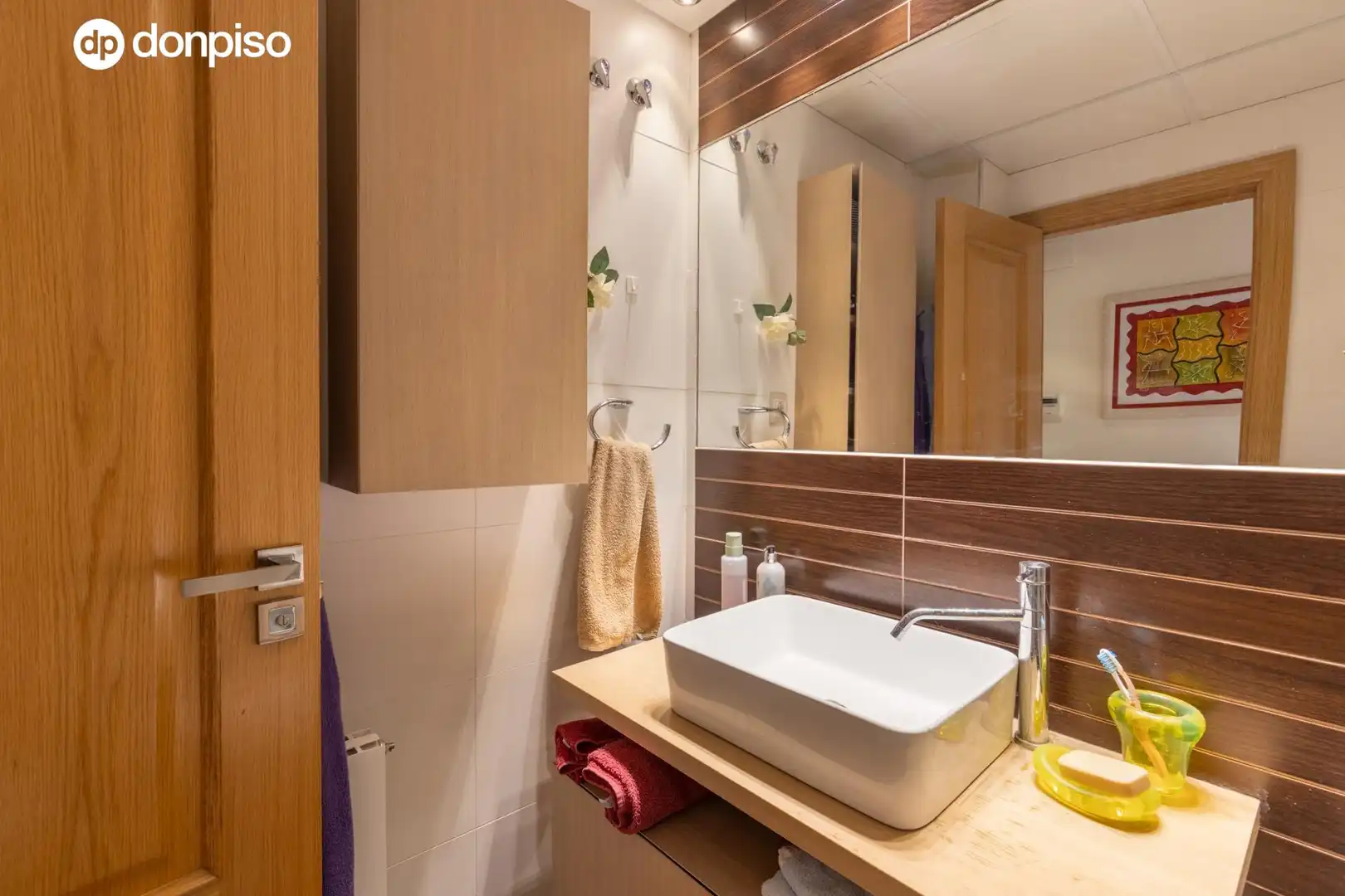 Baño de Casa adosada en venta en Granada con Aire acondicionado, Calefacción y Balcón