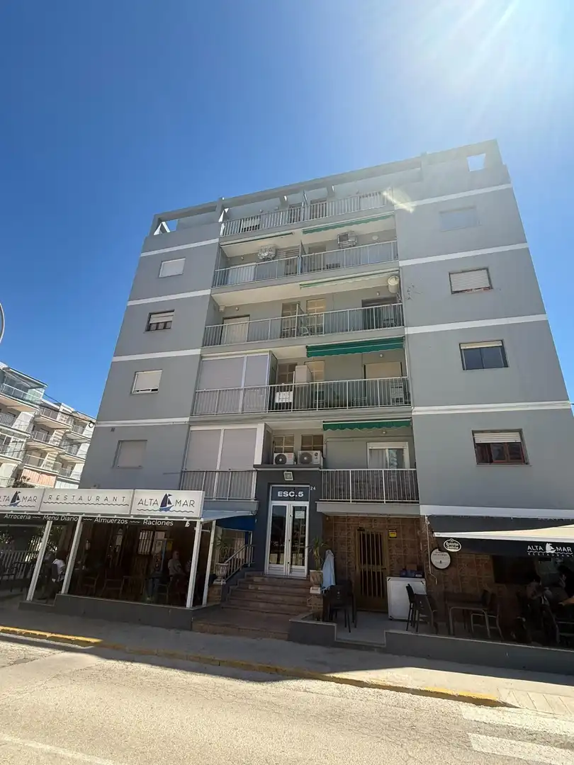 Vista exterior de Apartamento en venta en Tavernes de la Valldigna con Balcón