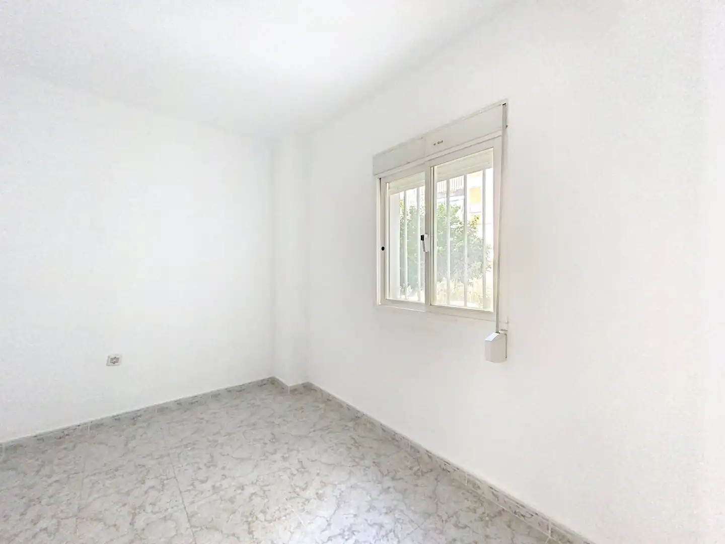Schlafzimmer von Wohnungen zum Verkauf in Estepona mit Terrasse und Balkon