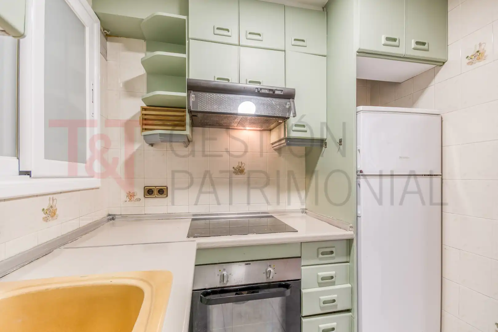 Cocina de Piso en venta en Calella con Aire acondicionado, Horno y Balcón