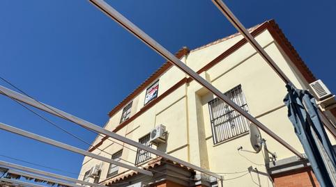 Foto 3 de Casa adosada en venda a Avenida del Torrejon, 37, Gines, Sevilla