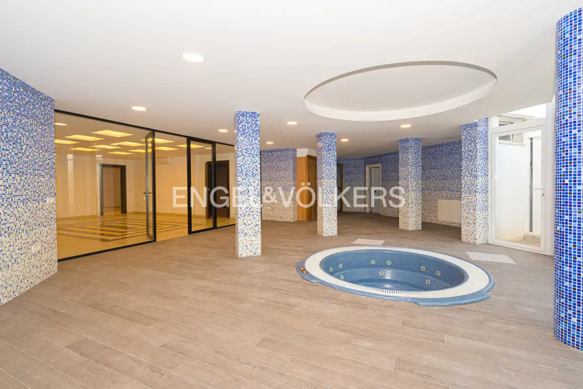 Piscina de Casa o xalet en venda en L'Alfàs del Pi amb Aire condicionat, Jardí privat i Piscina