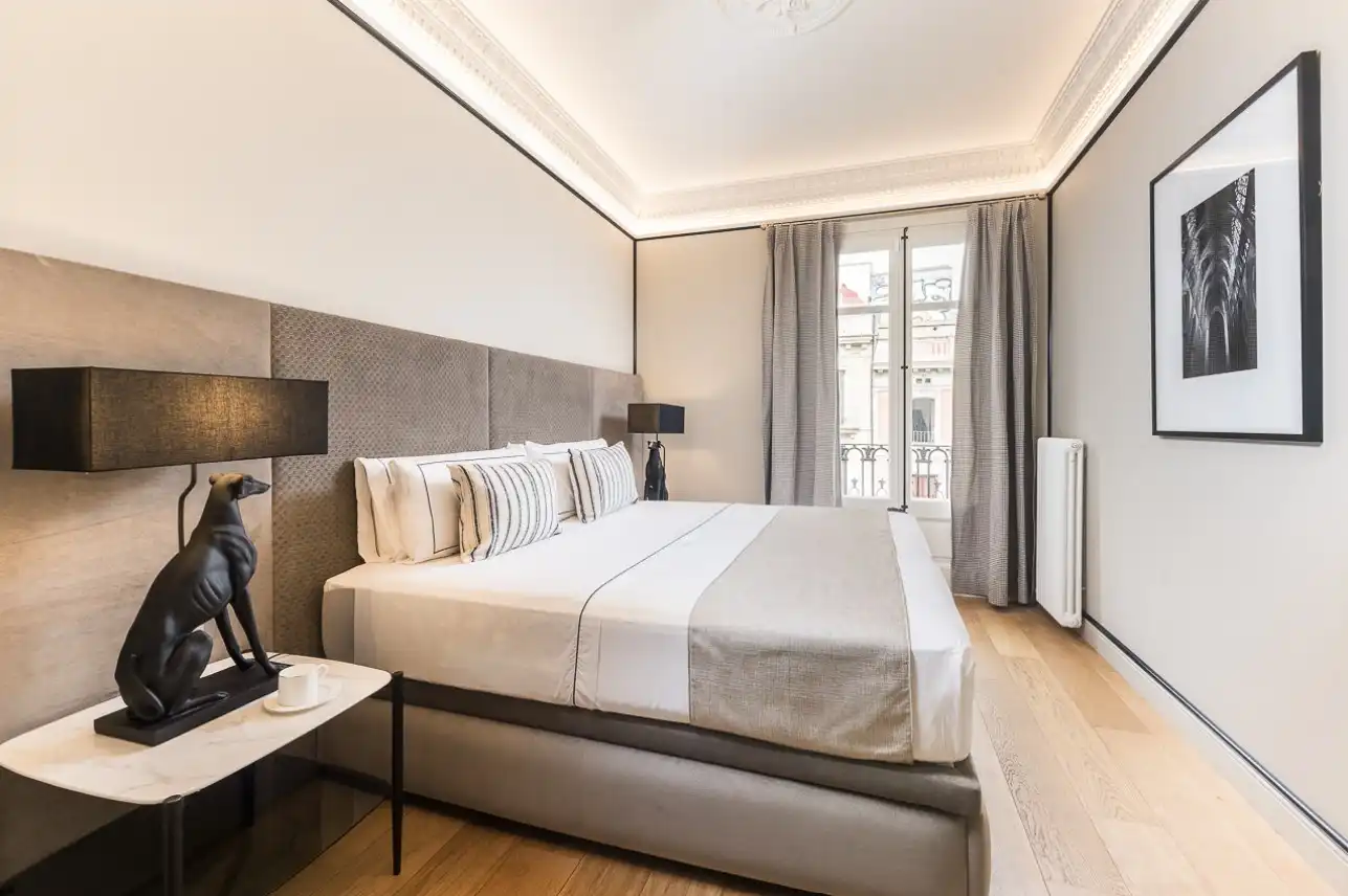 Dormitori de Apartament de lloguer en Barcelona amb Aire condicionat, Calefacció i Terrassa
