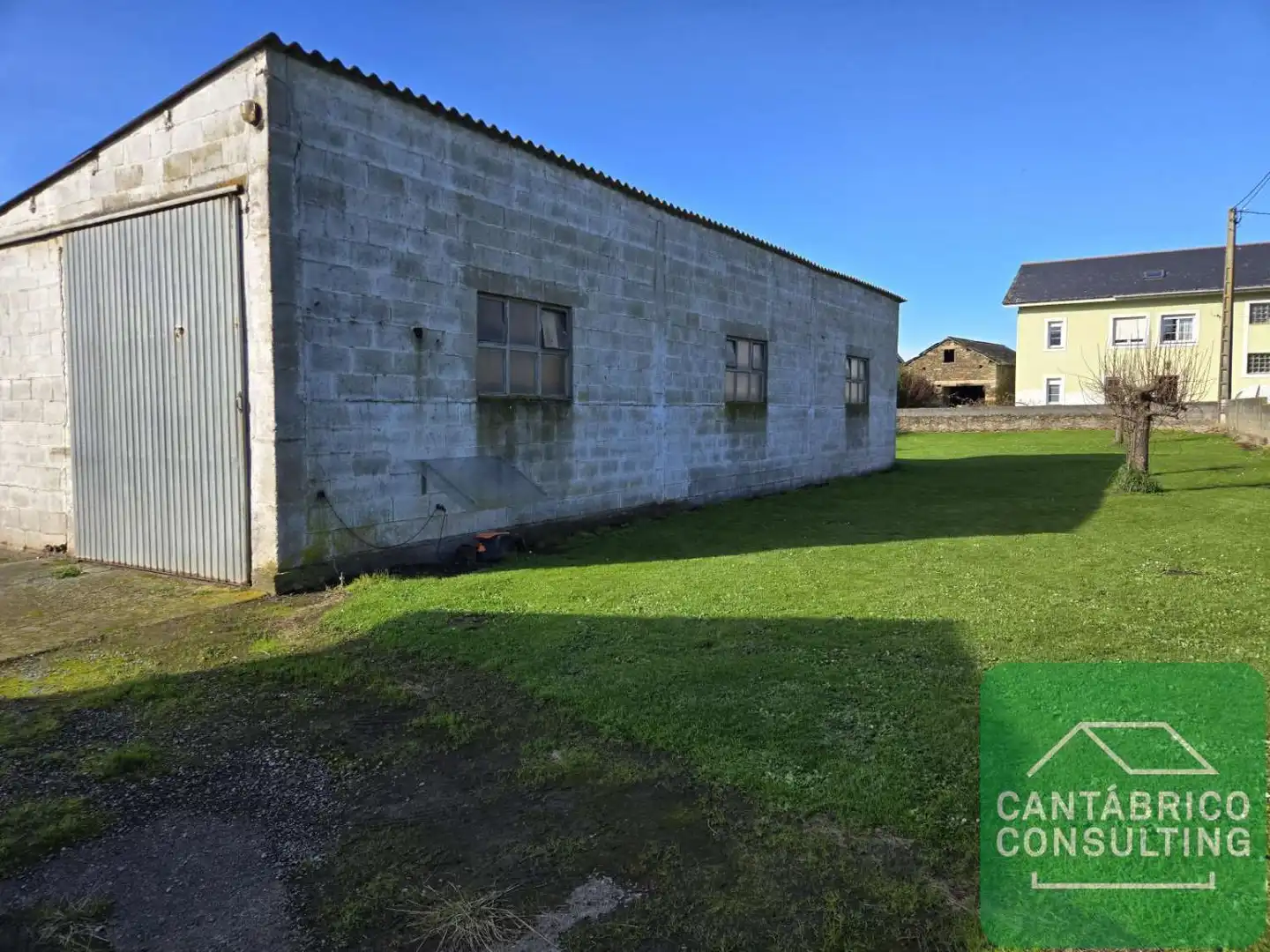 Exterior view of Houses for sale in Navia  with Heating, Storage room and Furnished