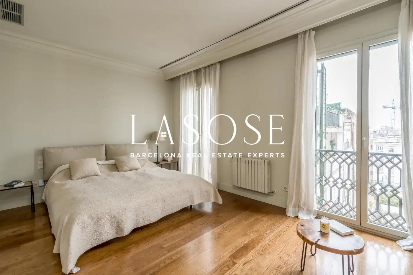 Schlafzimmer von Wohnung zur Miete in Barcelona mit Klimaanlage, Heizung und Parkett