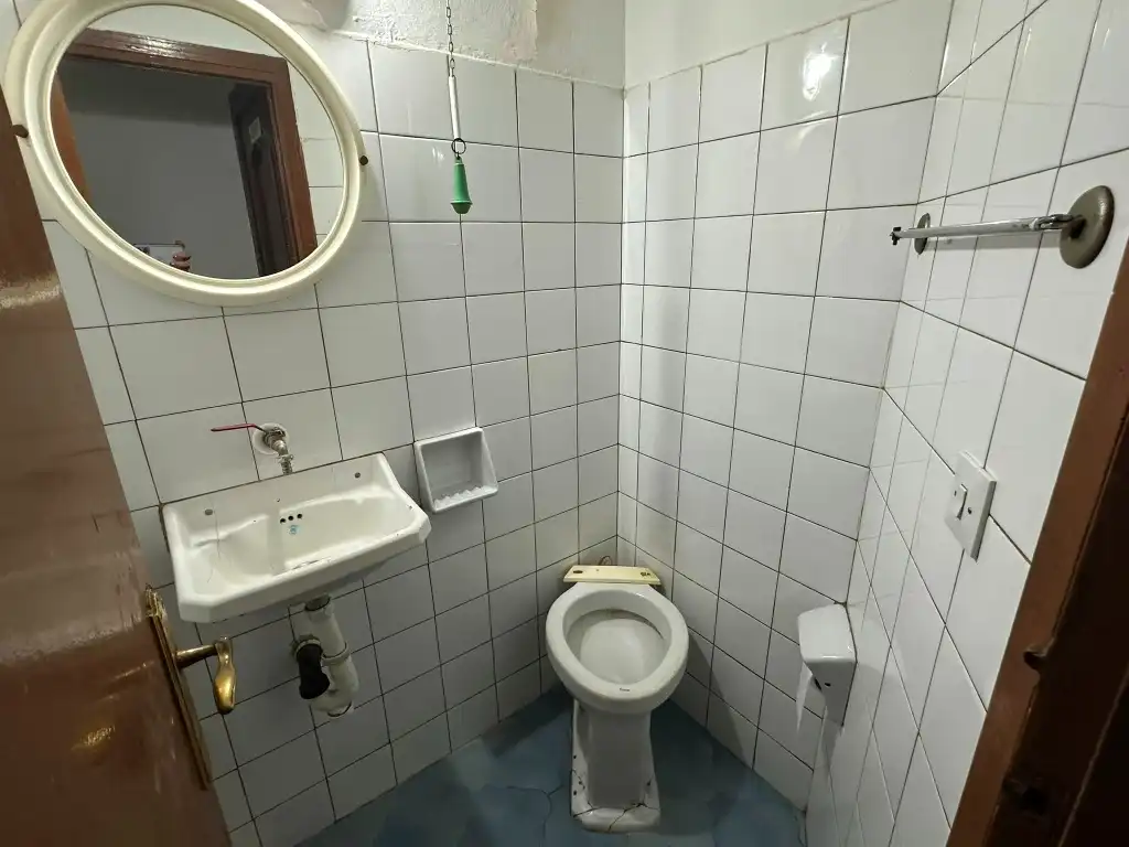 Baño de Piso en venta en Gijón  con Parquet, Amueblado y Lavadora