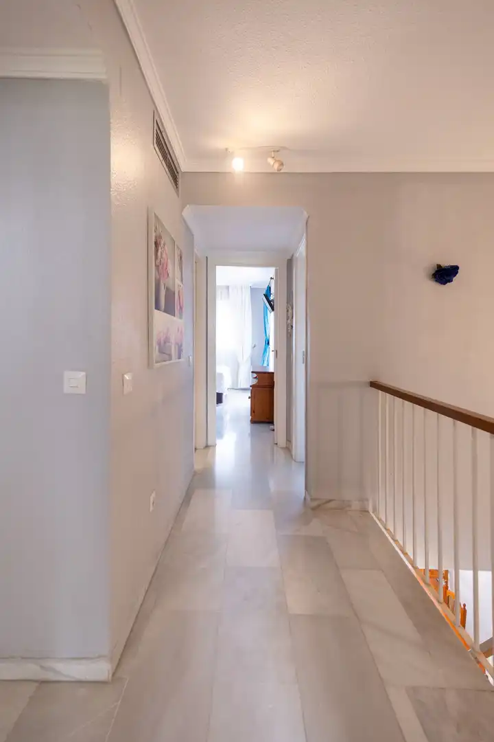 Casa adosada en venda en Marbella amb Aire condicionat, Jardí privat i Terrassa