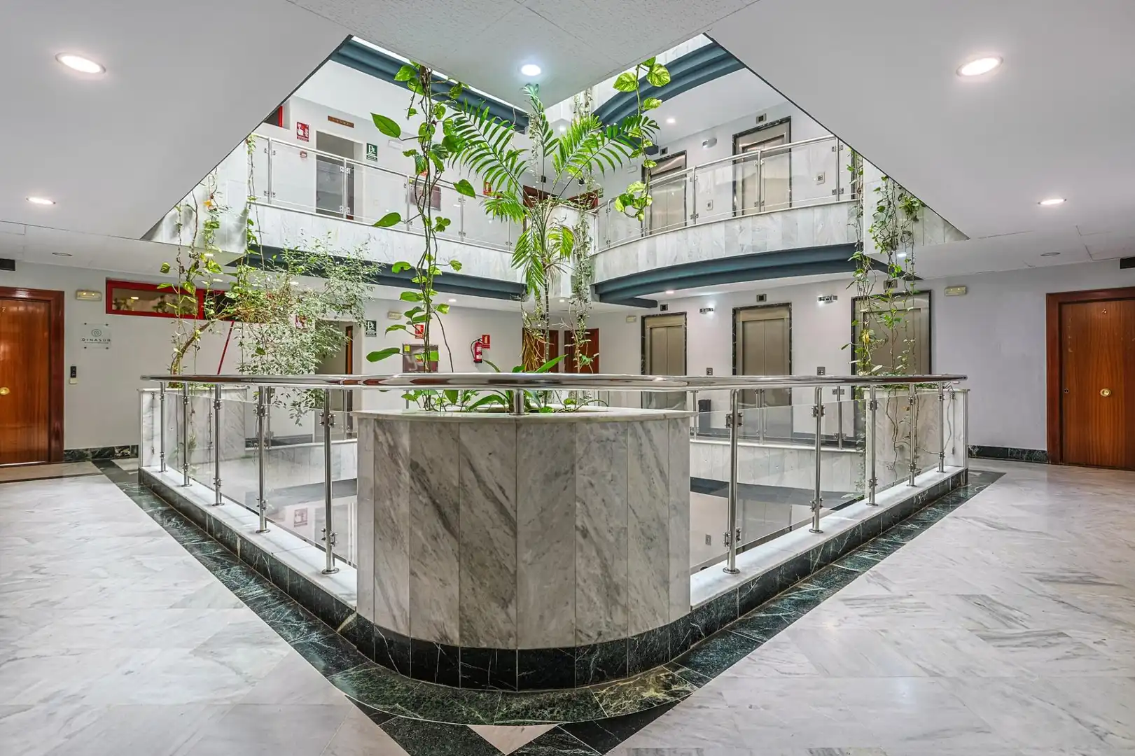 Office for sale in Sevilla