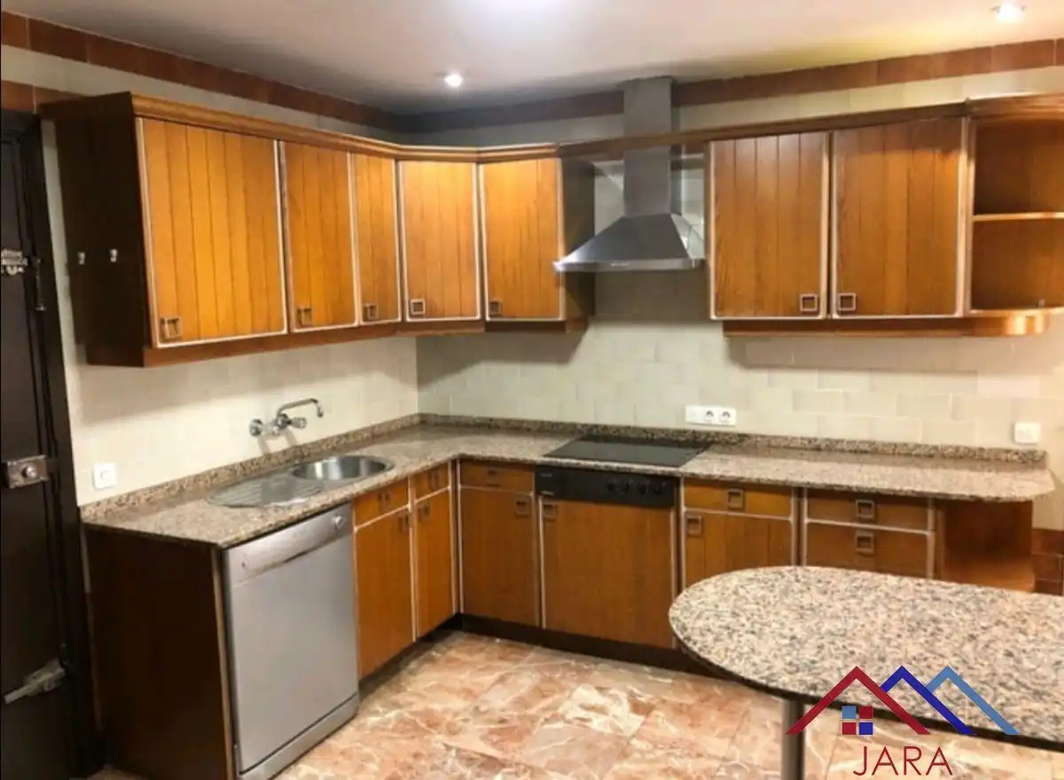 Cocina de Piso de alquiler en Jerez de la Frontera con Aire acondicionado, Terraza y Amueblado