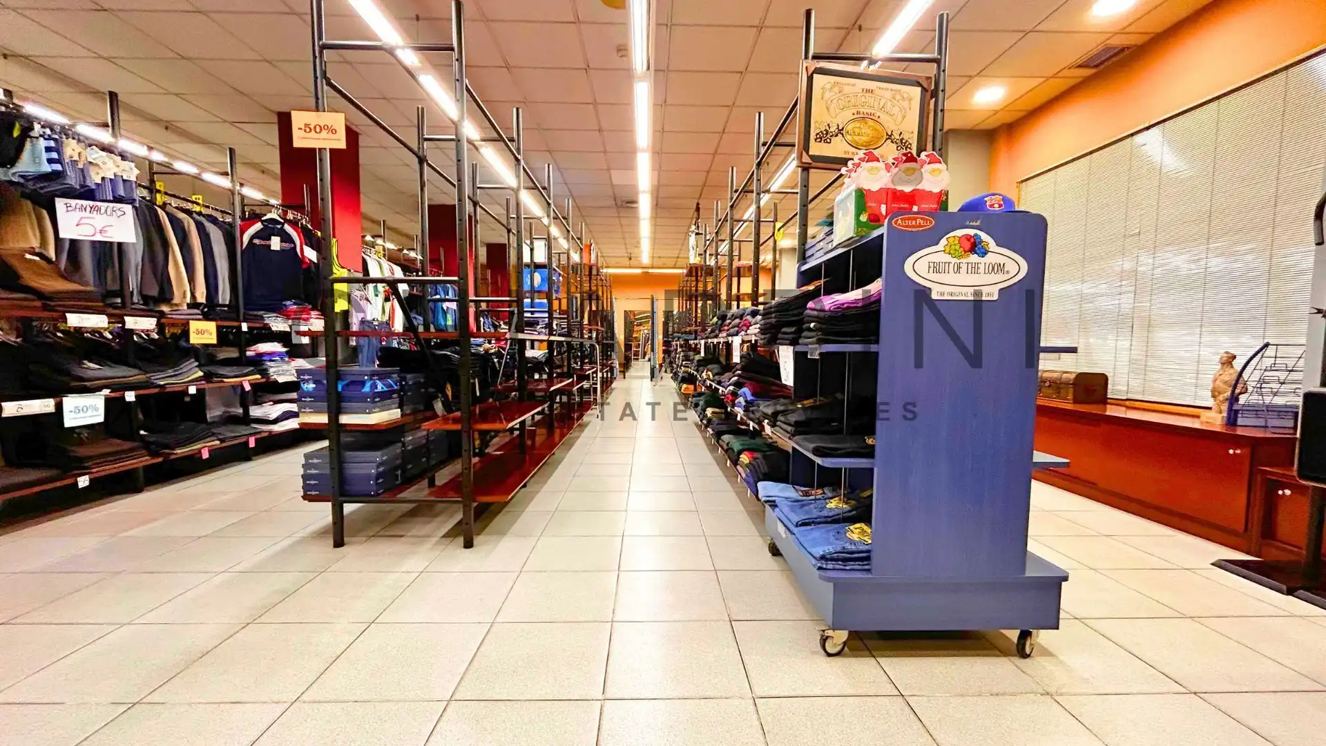 Local comercial en venda a Manlleu, imagen 3