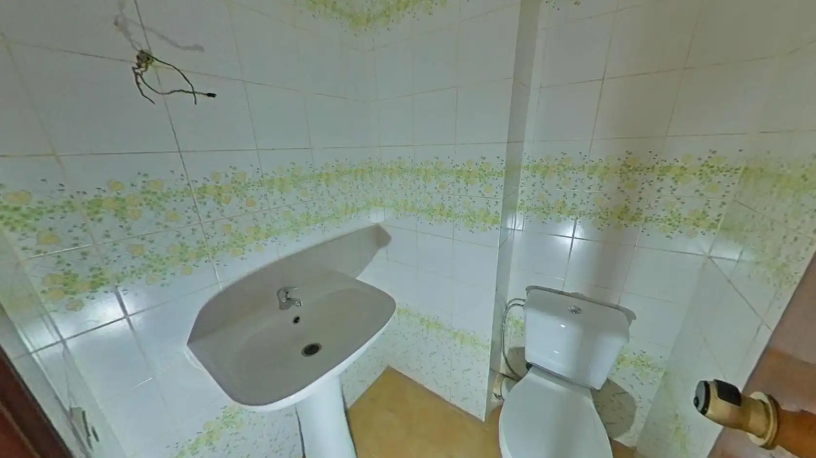 Bathroom of Flat for sale in Torrent