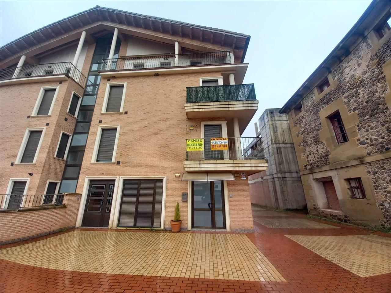 Exterior view of Office for sale in Santurde de Rioja