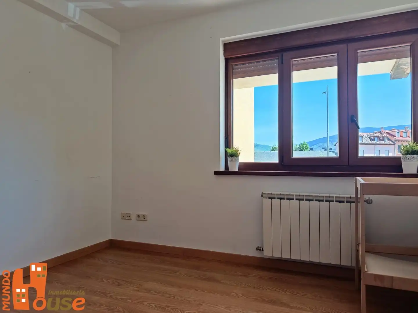 Bedroom of Flat for rent in Real Sitio de San Ildefonso  with Heating