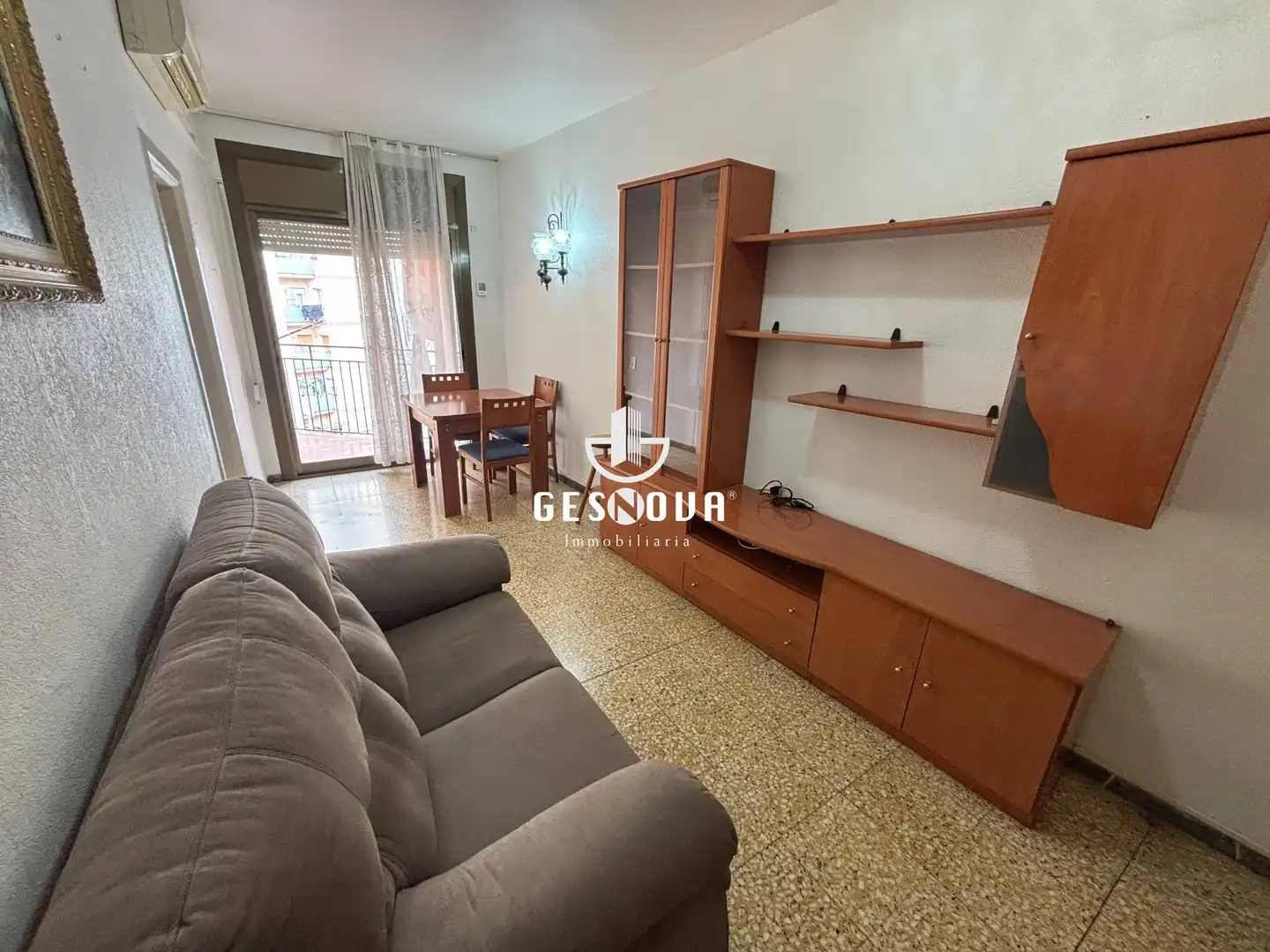 Wohnzimmer von Wohnung zum Verkauf in L'Hospitalet de Llobregat mit Klimaanlage und Balkon