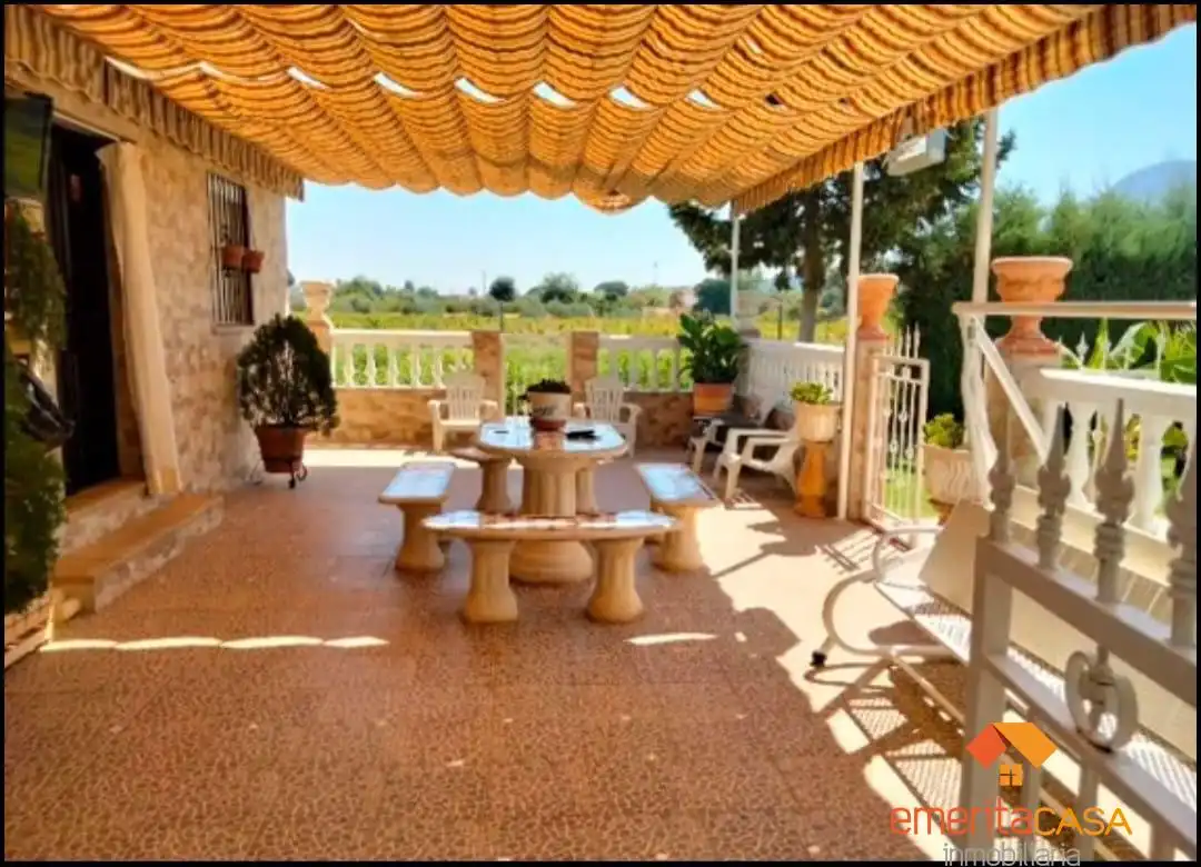 Terrassa de Finca rústica en venda en Arroyo de San Serván amb Piscina