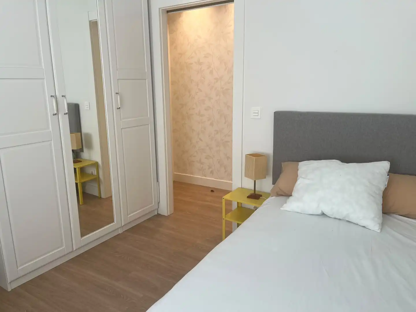 Bedroom of Flat for rent in Bilbao   with Heating and Balcony