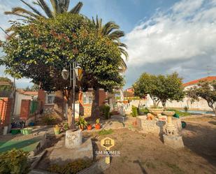 Vista exterior de Casa o xalet en venda en Mazuecos amb Calefacció, Jardí privat i Terrassa