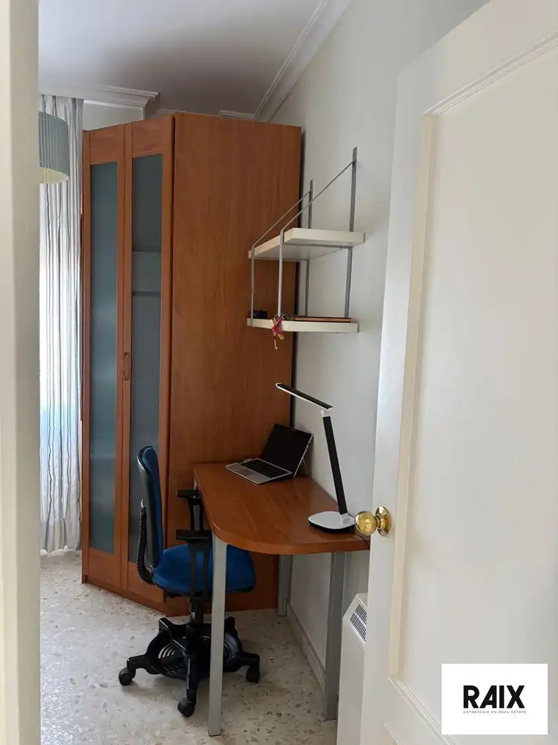 Habitación de Casa o chalet en venta en Algeciras con Calefacción, Terraza y Trastero