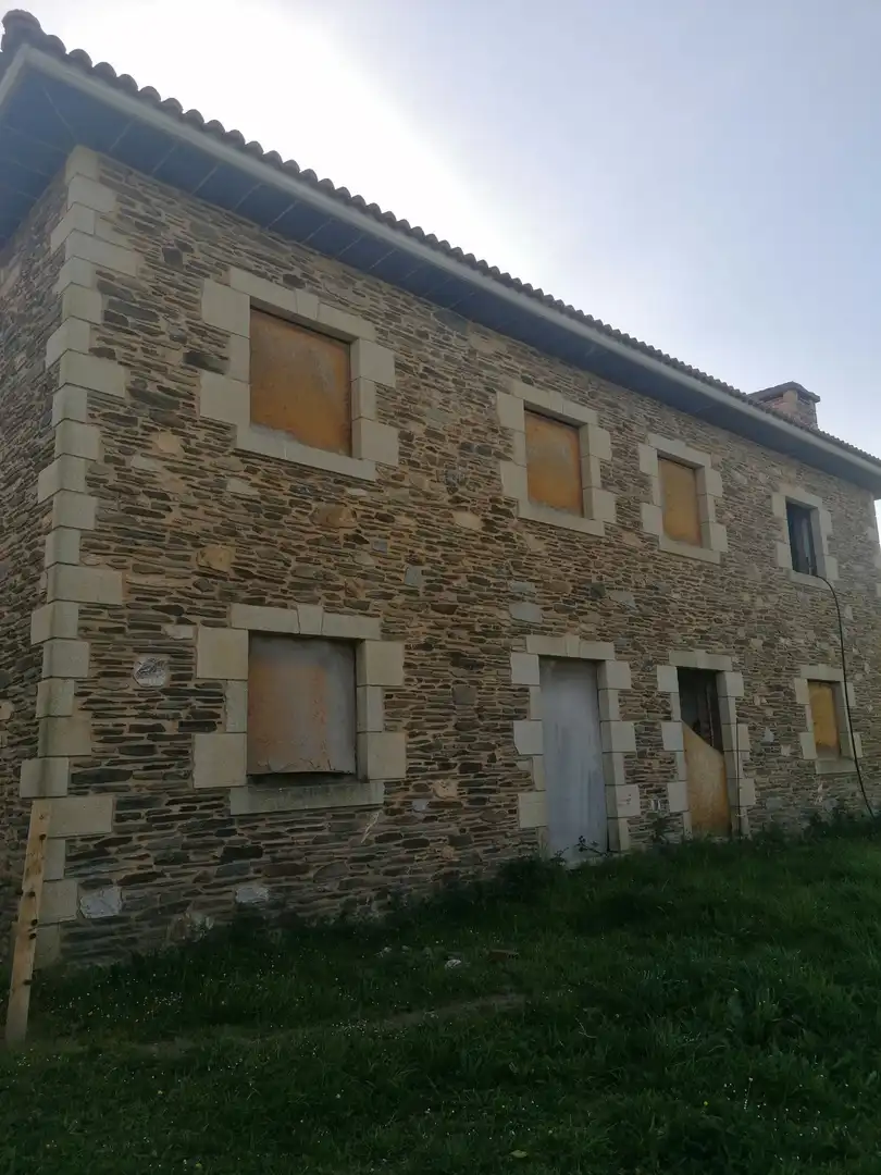 Casa rústica amb jardí en venda a Valdoviño, imagen 10