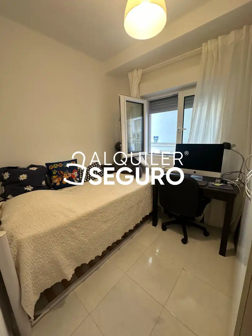 Wohnung zur Miete in Marcos Gomez, Cristo de la Epidemia