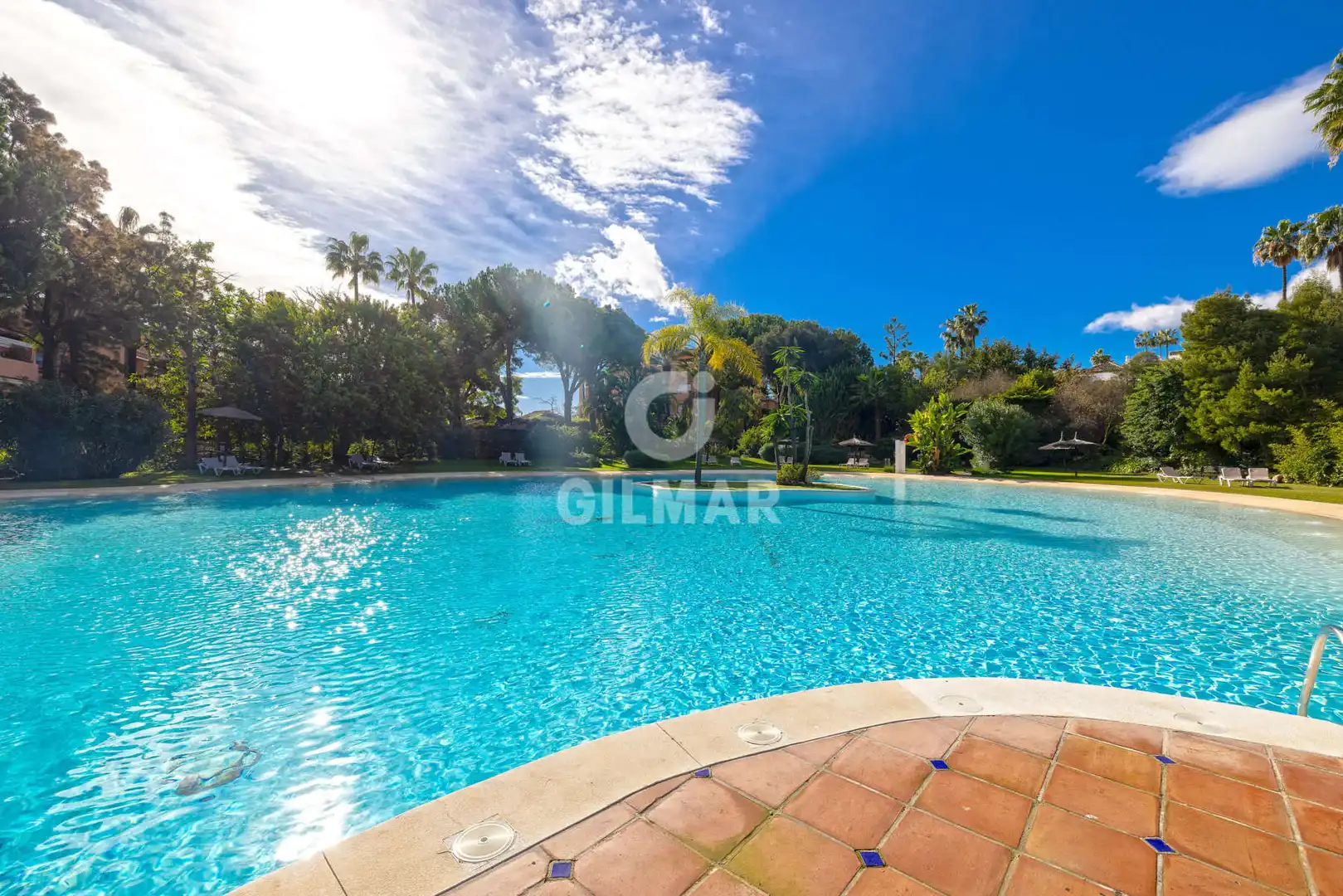 Garten von Maisonette zum Verkauf in Estepona mit Heizung, Abstellraum und Balkon
