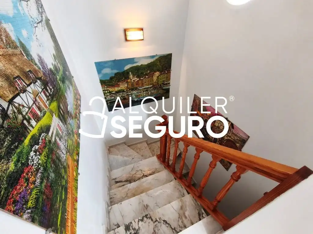 Casa o chalet de alquiler en Elche / Elx con Aire acondicionado, Terraza y Piscina