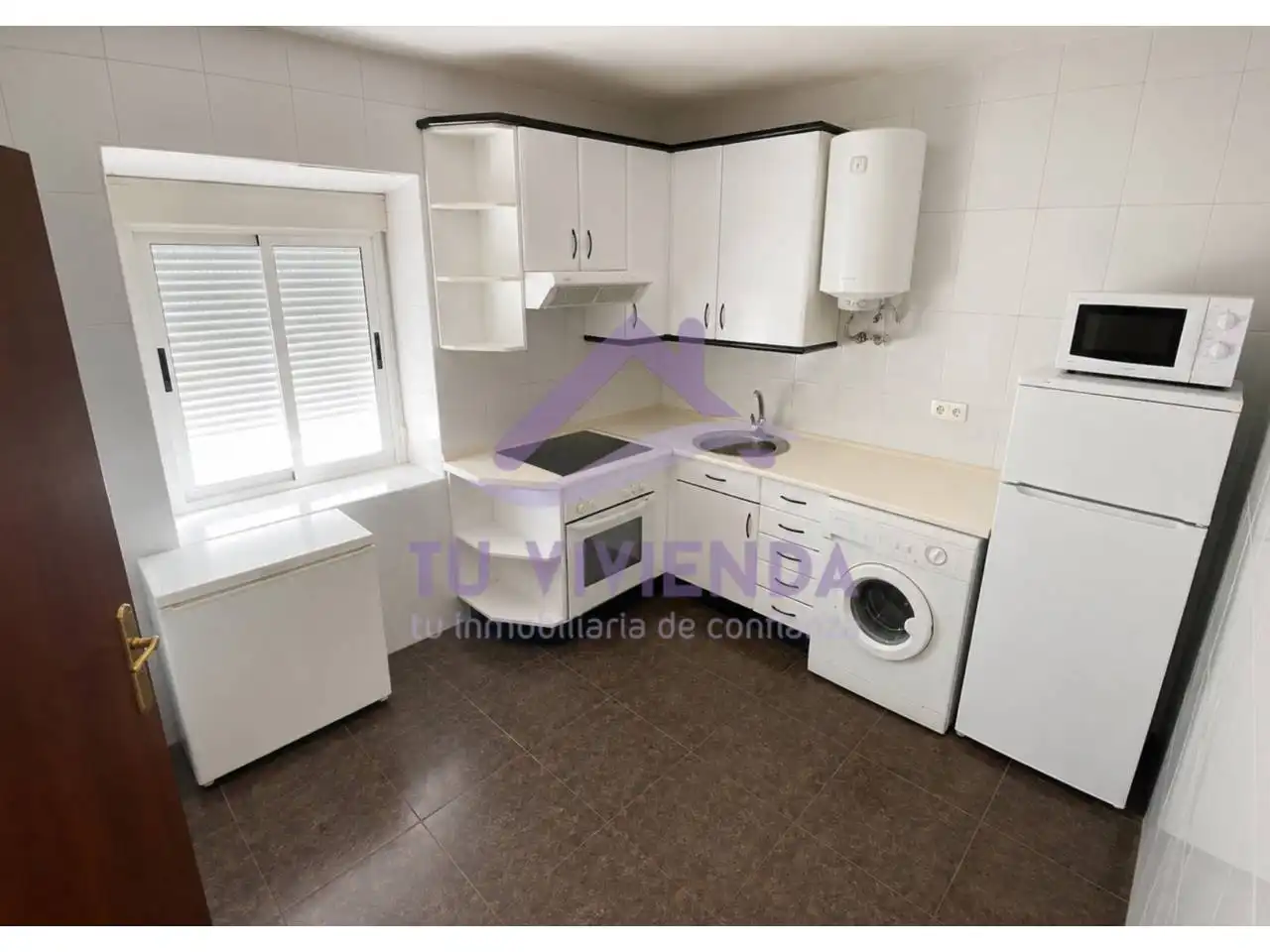 Kitchen of Houses for sale in Villasila de Valdavia