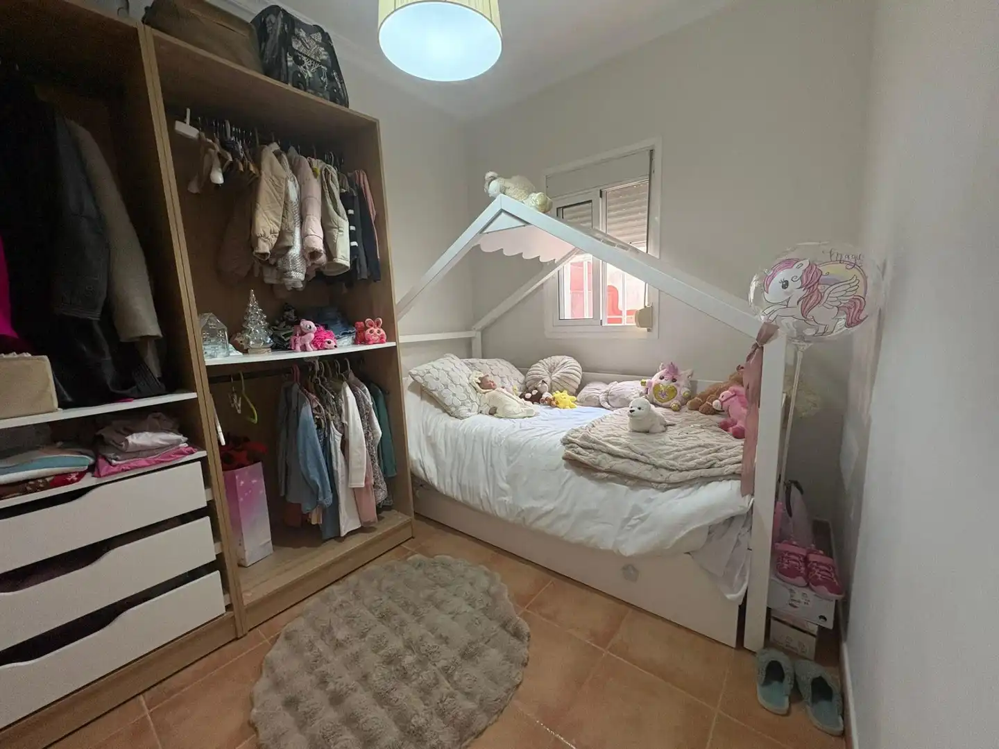 Bedroom of Houses for sale in Algeciras  with Air Conditioner