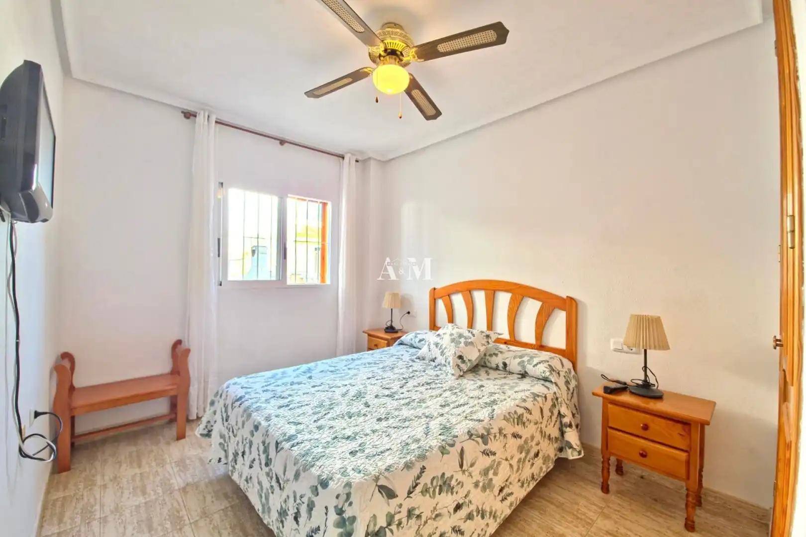 Schlafzimmer von Erdgeschoss zur Miete in Pilar de la Horadada mit Klimaanlage, Heizung und Privatgarten