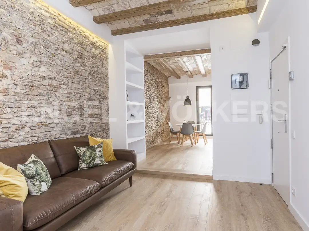 Piso con terraza en venta en Ciutat Vella