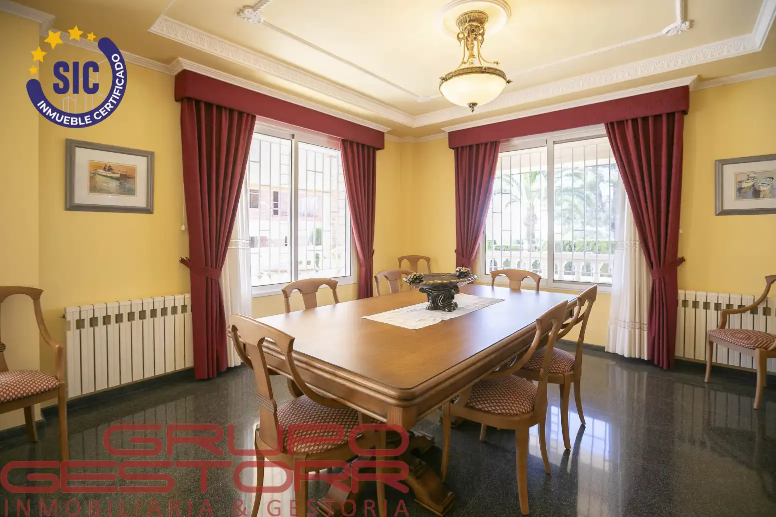 Comedor de Casa o chalet en venta en Valencia con Aire acondicionado, Calefacción y Jardín privado