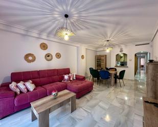 Sala d'estar de Apartament de lloguer en Calpe / Calp amb Aire condicionat i Terrassa