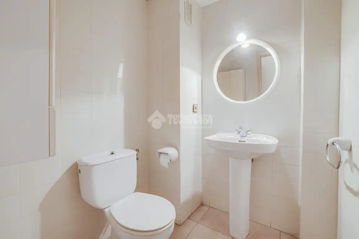 Bathroom of Flat for sale in Gavà  with Heating and Balcony