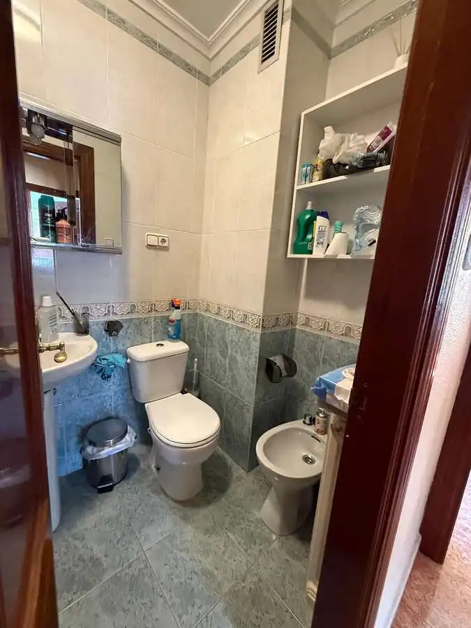 Baño de Piso en venta en Cabrerizos con Calefacción, Terraza y Amueblado