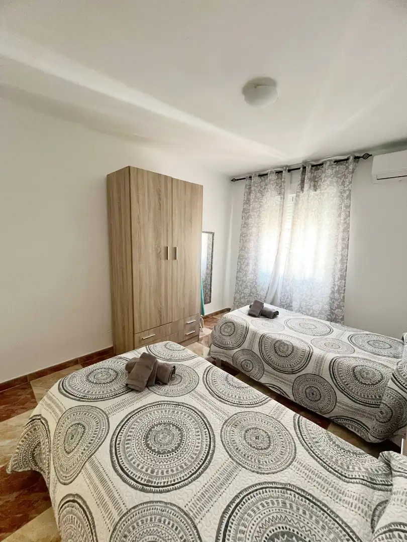 Bedroom of Flat for sale in Córdoba  with Air Conditioner and Terrace