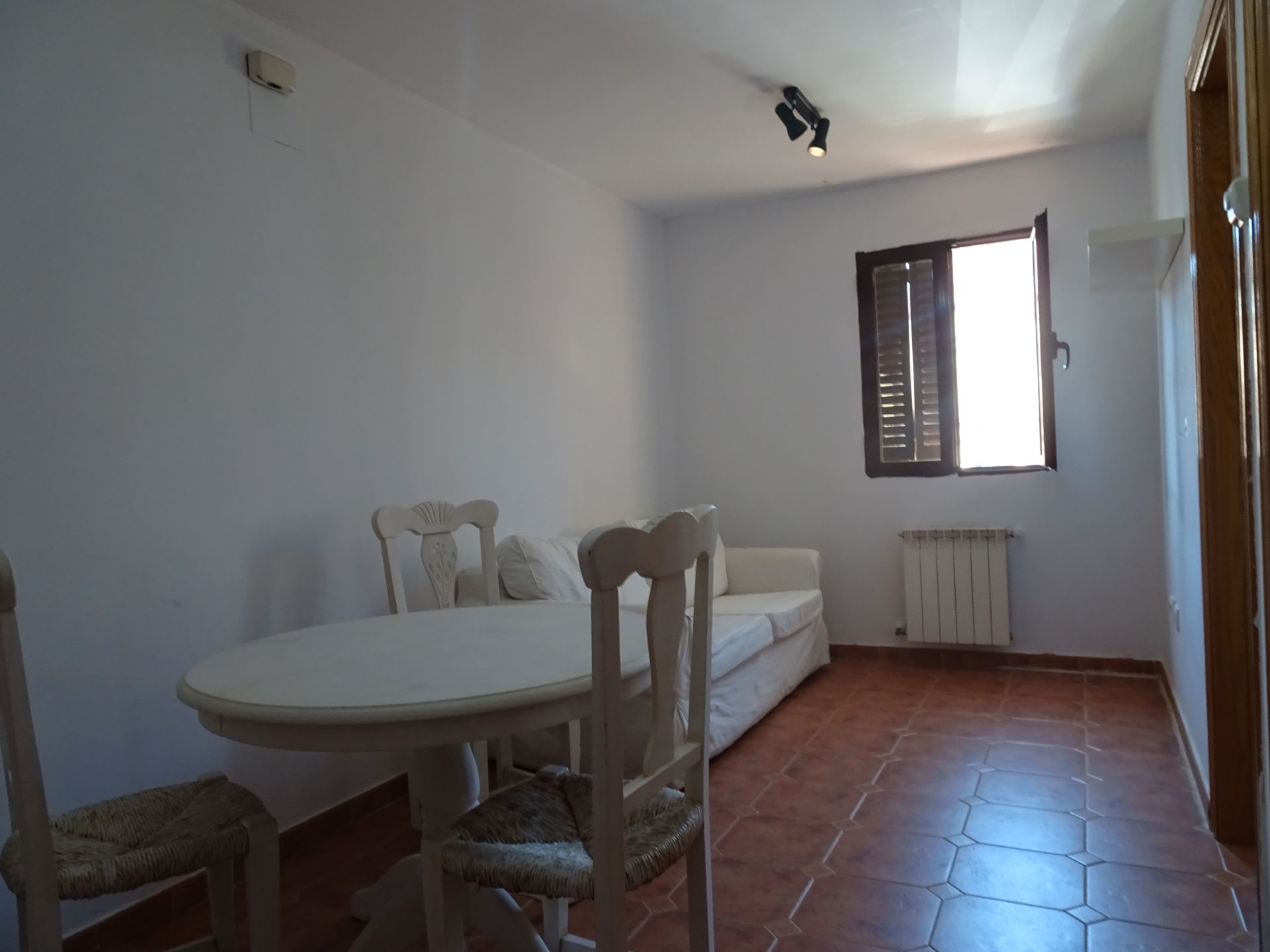 Habitación de Piso en venta en Miraflores de la Sierra con Calefacción, Terraza y Amueblado