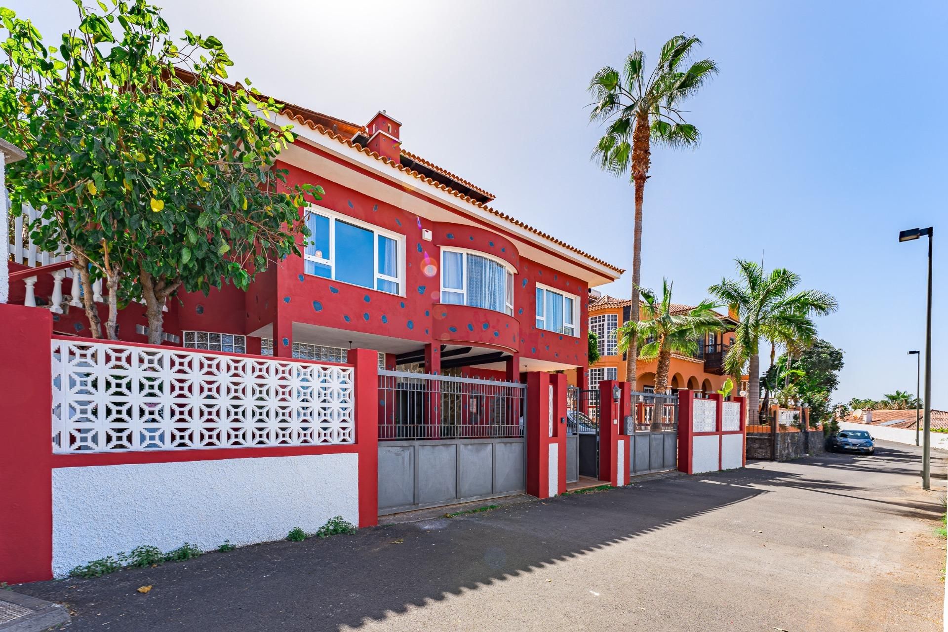 Vista exterior de Casa o chalet en venta en El Sauzal con Terraza y Piscina