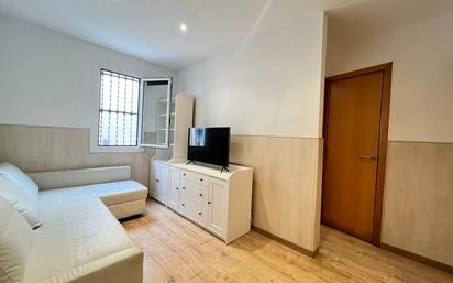 Living room of Flat for sale in  Barcelona Capital  with Air Conditioner