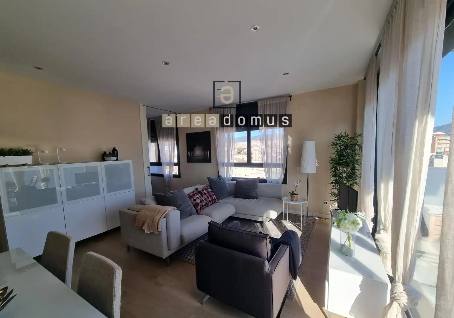 Wohnzimmer von Wohnung zur Miete in Sant Feliu de Llobregat mit Heizung, Privatgarten und Terrasse