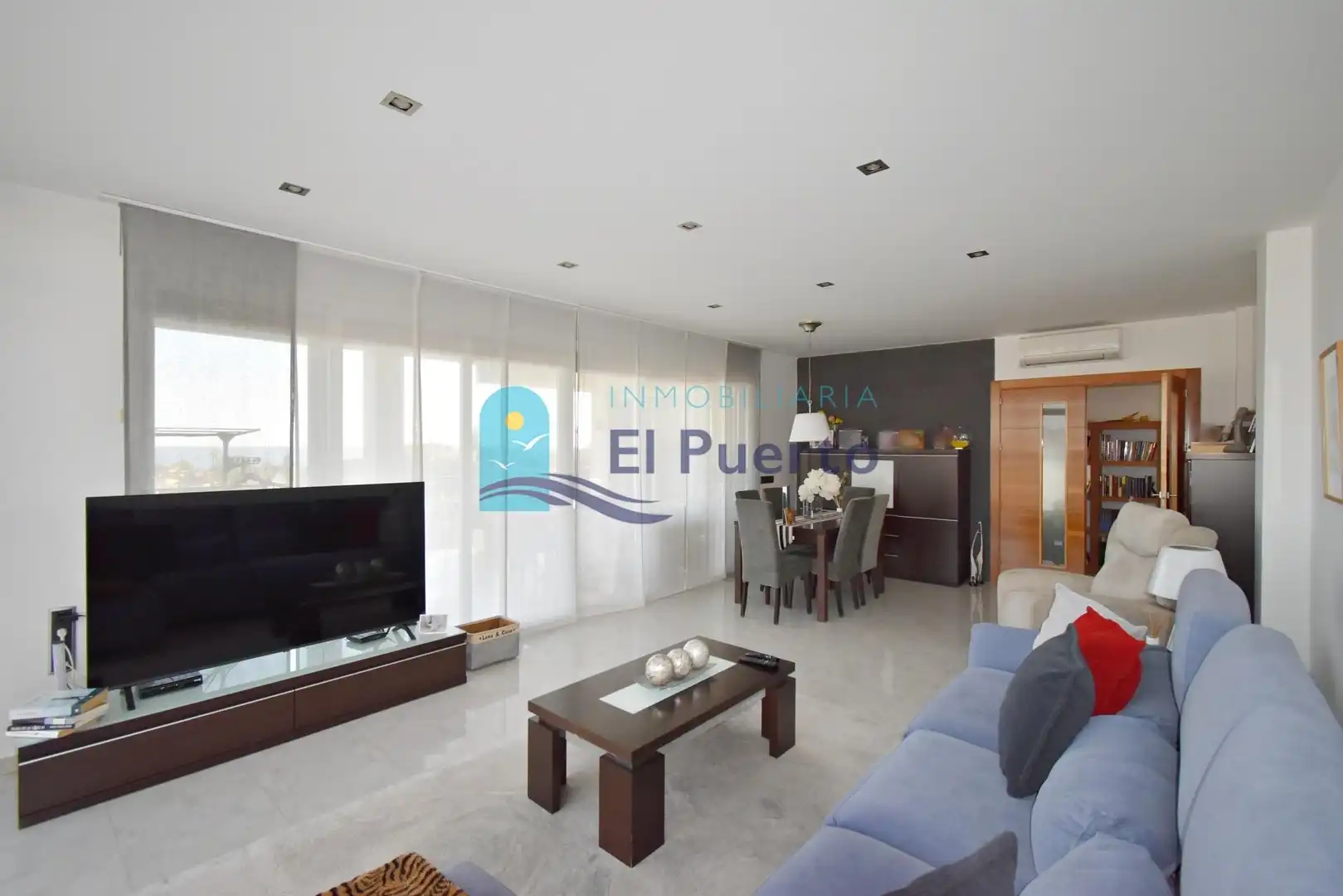 Sala d'estar de Casa o xalet en venda en Mazarrón amb Aire condicionat, Calefacció i Jardí privat