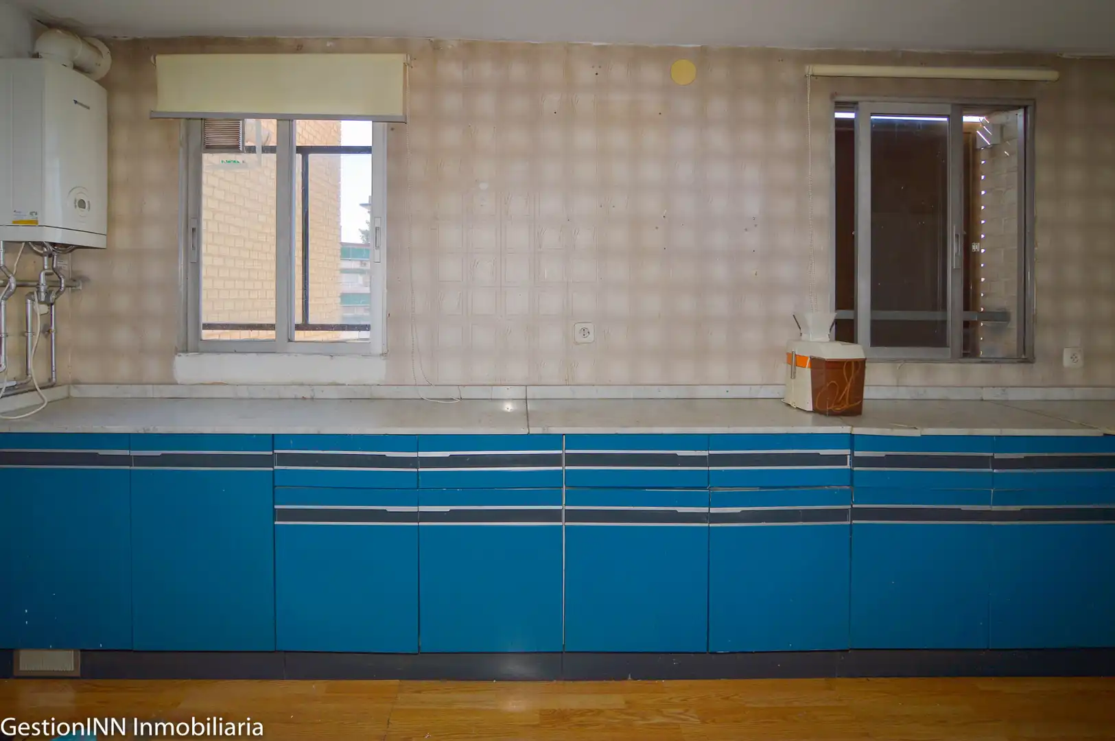 Cocina de Piso en venta en Madrid con Calefacción, Parquet y Terraza