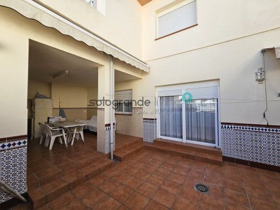 Exterior view of House or chalet for sale in Sotogrande  with Air Conditioner