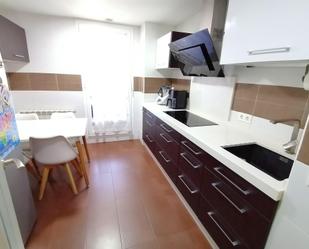 Cuina de Pis en venda en Cáceres Capital amb Aire condicionat, Calefacció i Terrassa