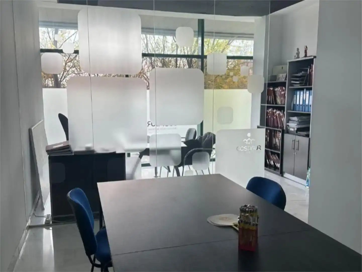 Comedor de Local de alquiler en Sevilla con Aire acondicionado