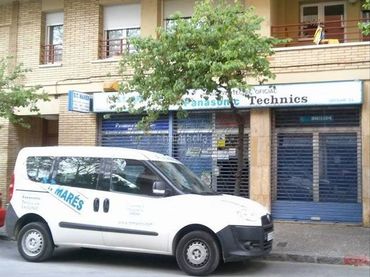Local comercial en venda a Carrer de la Garrotxa 5