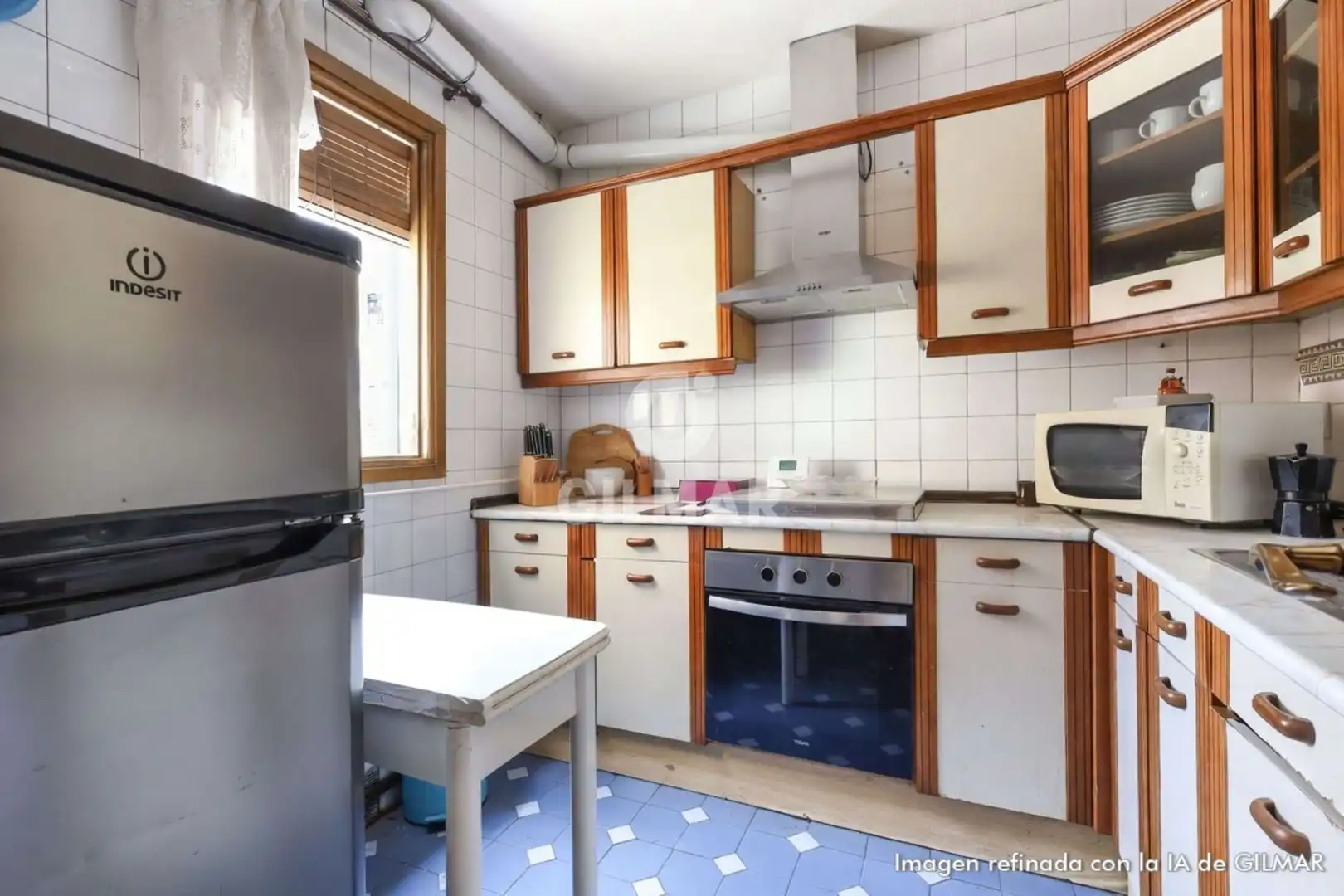 Cuina de Pis en venda en Madrid amb Calefacció i Moblat