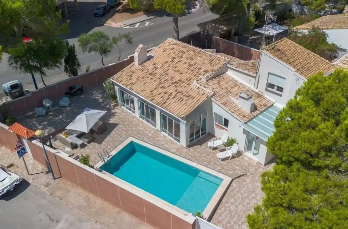 Chalet con piscina en venta en Yate, imagen 2