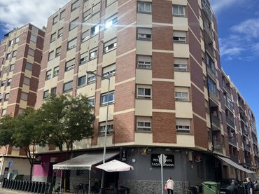 Piso en venta en Gv Tarrega Monteblanco 36